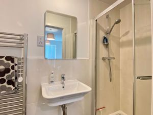 En suite- click for photo gallery